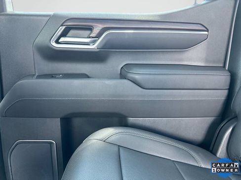 Certified 2022 GMC Sierra 1500 SLT w/ SLT Convenience Package image 15