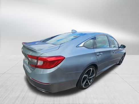 Used 2020 Honda Accord Sport image 3