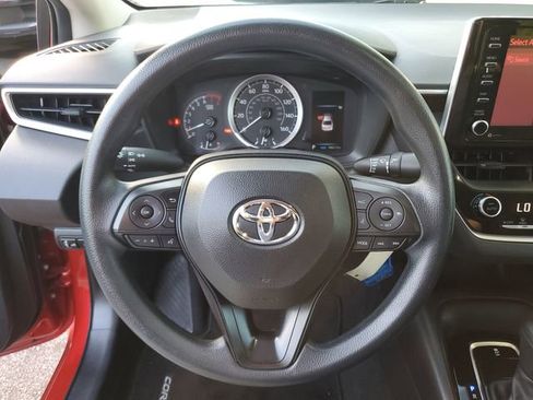 Used 2021 Toyota Corolla LE FWD image 21