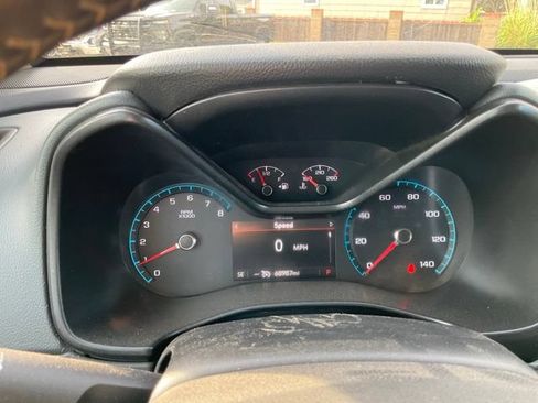 Used 2022 Chevrolet Colorado Z71 AWD/4WD image 25