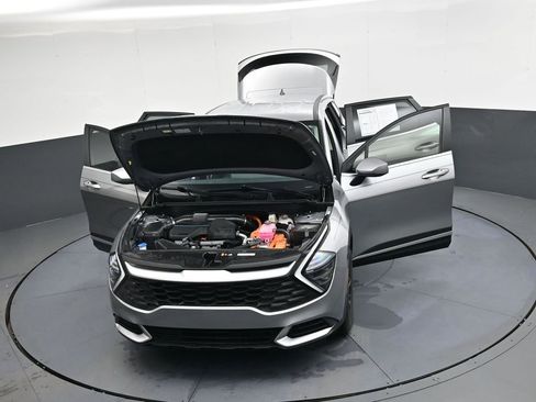 Used 2024 Kia Sportage LX image 45