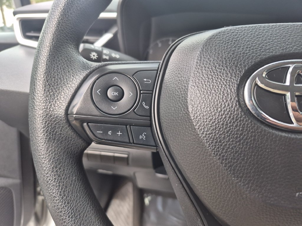 Used 2024 Toyota Corolla LE FWD image 17