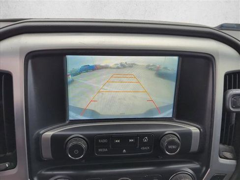 Used 2017 GMC Sierra 1500 SLE image 17