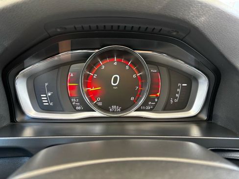 Used 2017 Volvo V60 T5 Cross Country w/ Convenience Package AWD/4WD image 14