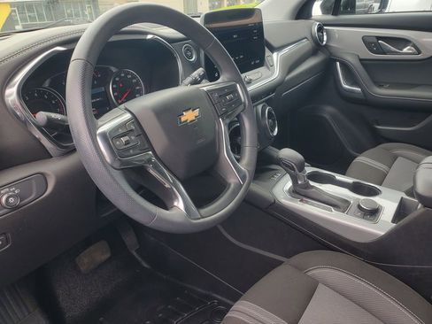 Used 2024 Chevrolet Blazer LT w/ Convenience Package FWD image 12