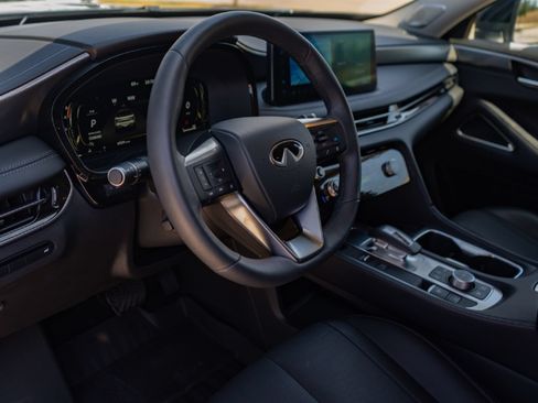 Certified 2026 INFINITI QX60 Luxe w/ Cargo Package FWD image 8