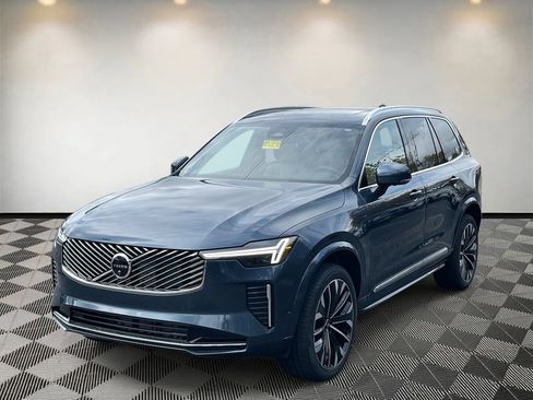 Certified 2026 Volvo XC90 B6 Plus AWD/4WD image 7