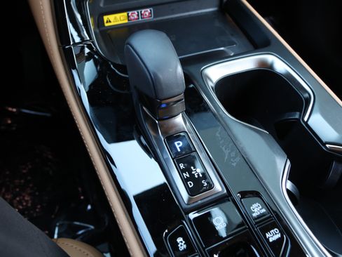 Used 2025 Lexus NX 450h+ AWD w/ Accessory Package (K3) image 33