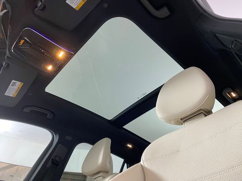 Used 2026 Mercedes-Benz GLC 300 4MATIC image 14