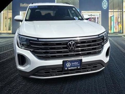 Used 2024 Volkswagen Atlas SE AWD/4WD image 15