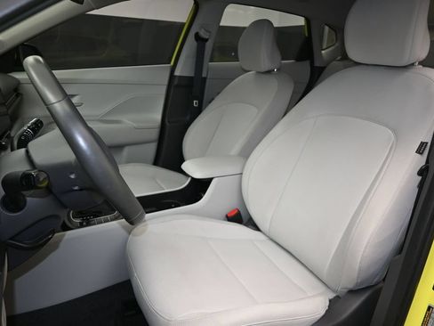 Used 2025 Hyundai Kona SEL AWD/4WD image 19