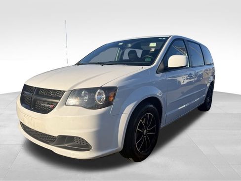 Used 2016 Dodge Grand Caravan SE image 13