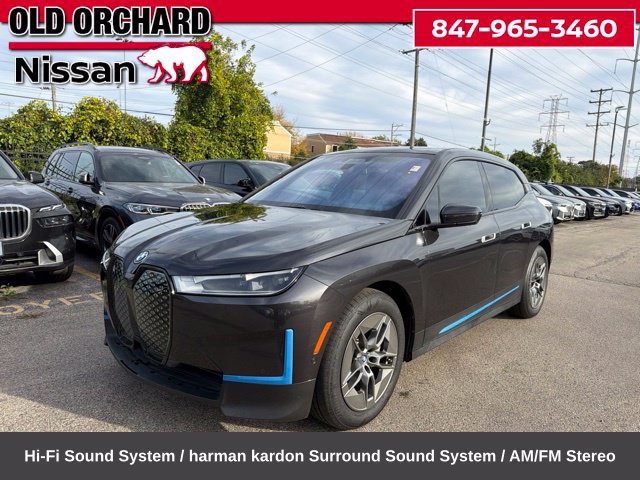 Used 2023 BMW iX xDrive50 w/ Ultimate Package 2 AWD/4WD image 6