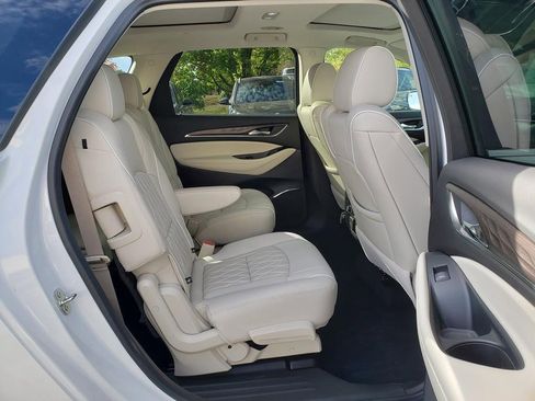 Used 2022 Buick Enclave Avenir w/ Avenir Technology Package image 15