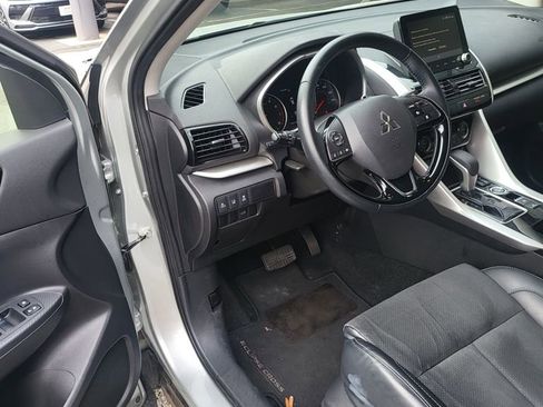 Used 2025 Mitsubishi Eclipse Cross SE AWD/4WD image 3