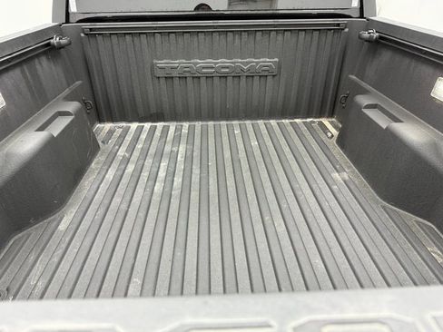Used 2025 Toyota Tacoma SR5 image 36
