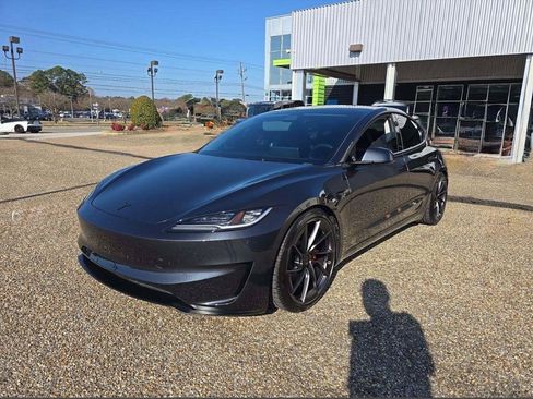 Used 2024 Tesla Model 3 Performance image 1