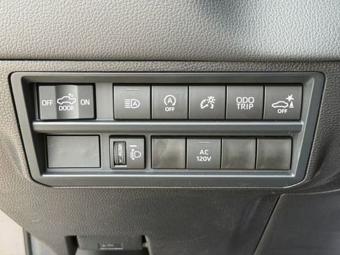Used 2026 Toyota Tundra Limited w/ Power Package AWD/4WD image 23
