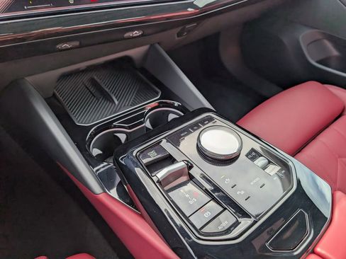 Used 2026 BMW 540i xDrive image 31