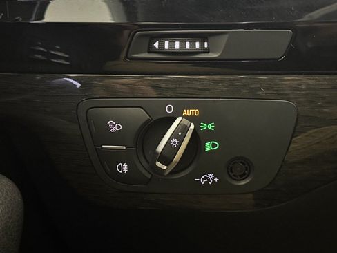 Used 2019 Audi Q7 3.0T Premium Plus w/ Premium Plus Package AWD/4WD image 20