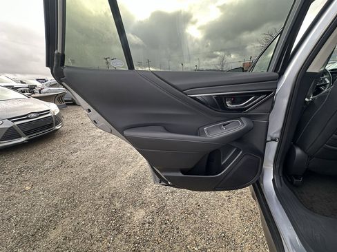 Used 2024 Subaru Outback Limited image 19