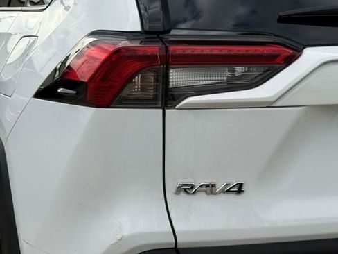 Used 2024 Toyota RAV4 XLE w/ Convenience Package AWD/4WD image 6