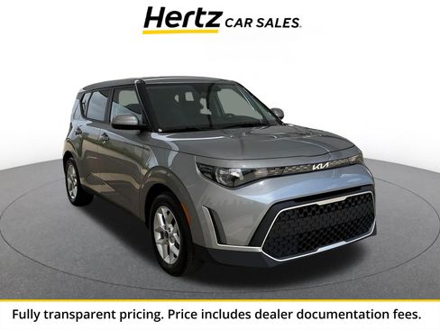 Used 2025 Kia Soul LX w/ LX Technology Package FWD image 1