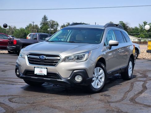 Used 2018 Subaru Outback 2.5i Premium AWD/4WD image 1