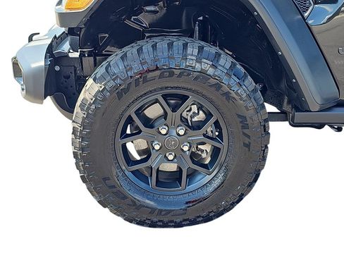 Used 2025 Jeep Wrangler Unlimited Sport AWD/4WD image 29