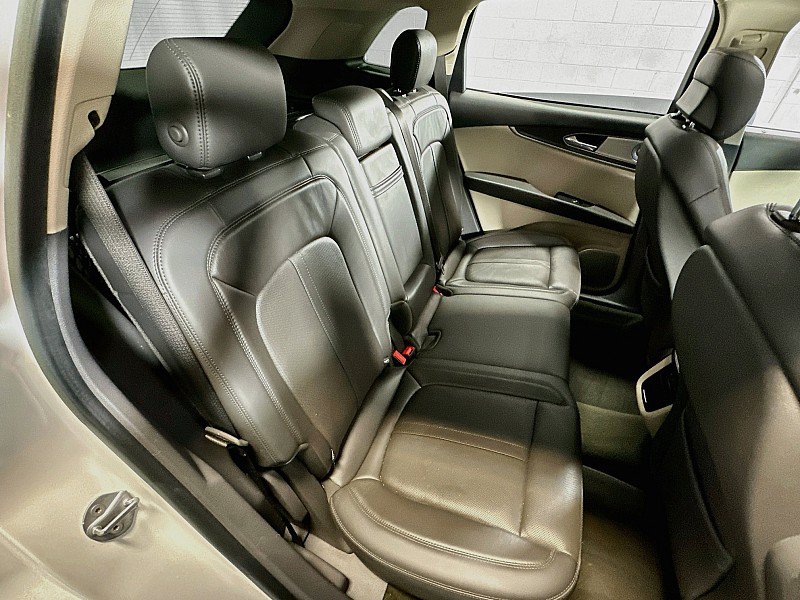 Used 2019 Lincoln Nautilus Reserve w/ Ultimate Package FWD image 28