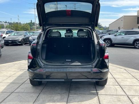 Certified 2024 Hyundai Kona Limited FWD image 10