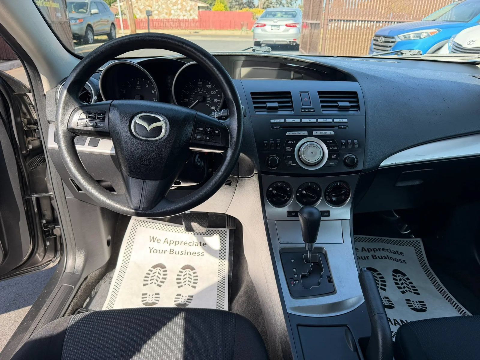 Used 2010 MAZDA MAZDA3 i Touring FWD image 14