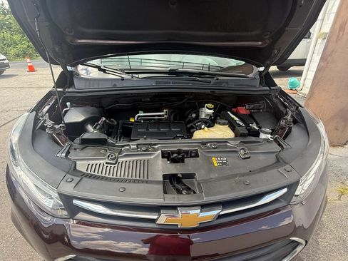 Used 2020 Chevrolet Trax LS w/ Tint and Cruise Package FWD image 21