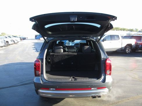 Used 2024 Hyundai Palisade Calligraphy image 7