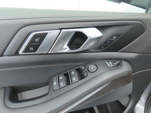 Used 2026 BMW X5 sDrive40i w/ Parking Assistance Package image 24