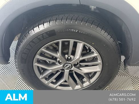 Used 2024 Nissan Rogue S FWD image 20