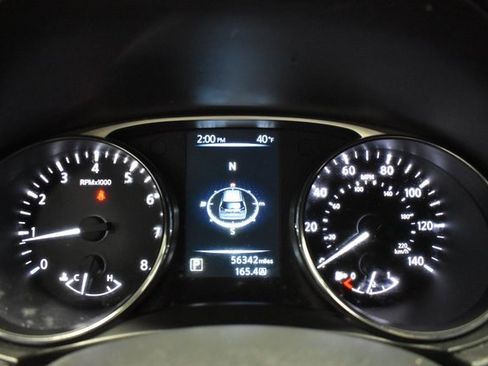 Used 2016 Nissan Rogue SL image 30