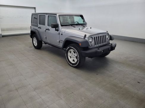 Used 2018 Jeep Wrangler Unlimited Sport S AWD/4WD image 13