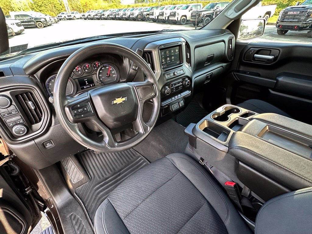 Certified 2019 Chevrolet Silverado 1500 Custom w/ Custom Convenience Package AWD/4WD image 22