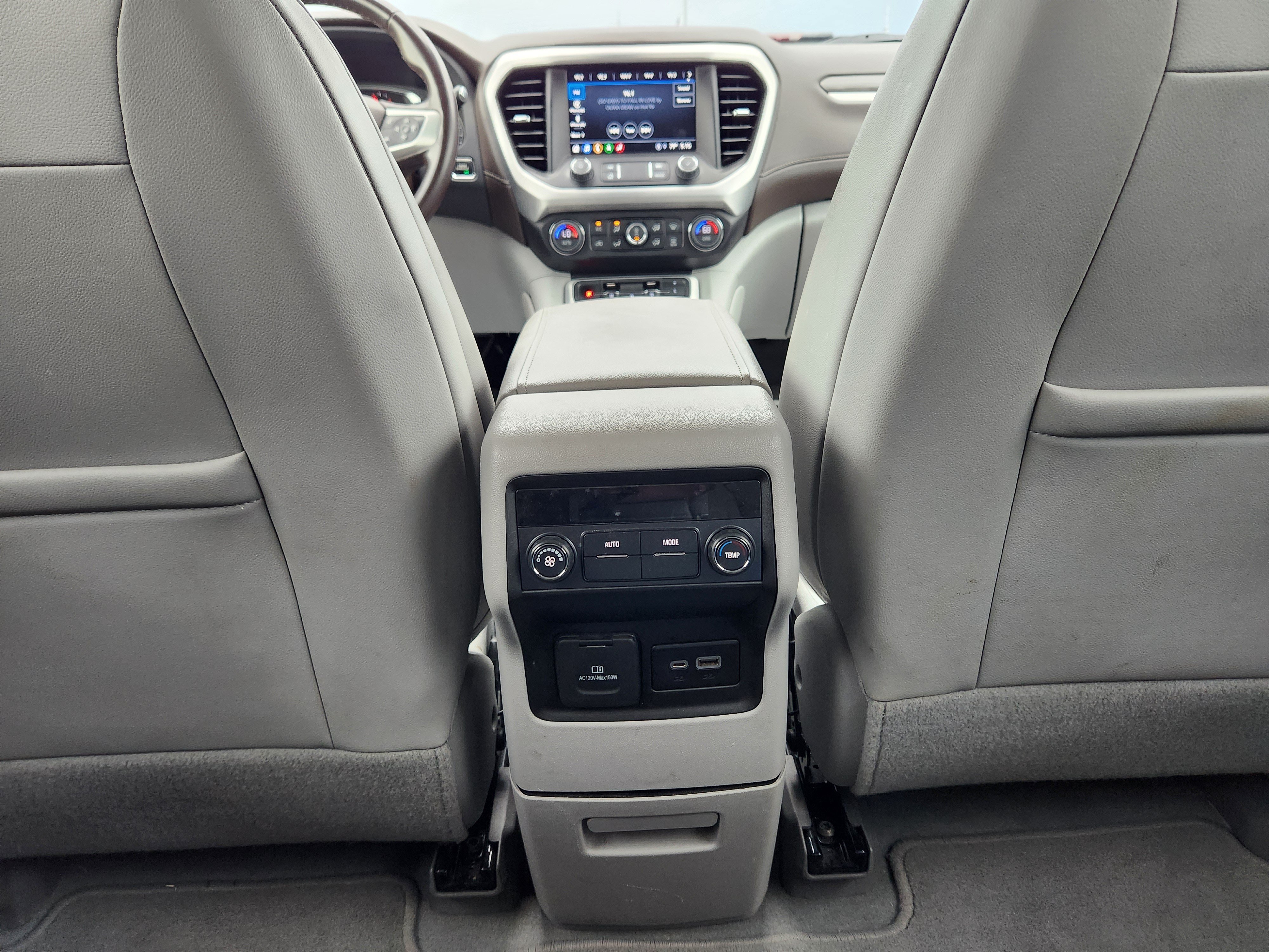 Used 2023 GMC Acadia SLT FWD image 14