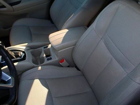 Used 2022 Nissan Rogue Sport SL w/ Premium Package image 6