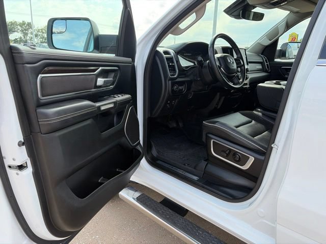 Used 2022 RAM 1500 Laramie AWD/4WD image 10