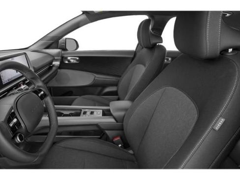 New 2025 Hyundai Ioniq 6 SEL RWD image 9