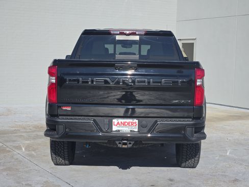 Used 2024 Chevrolet Silverado 1500 ZR2 w/ Technology Package image 7
