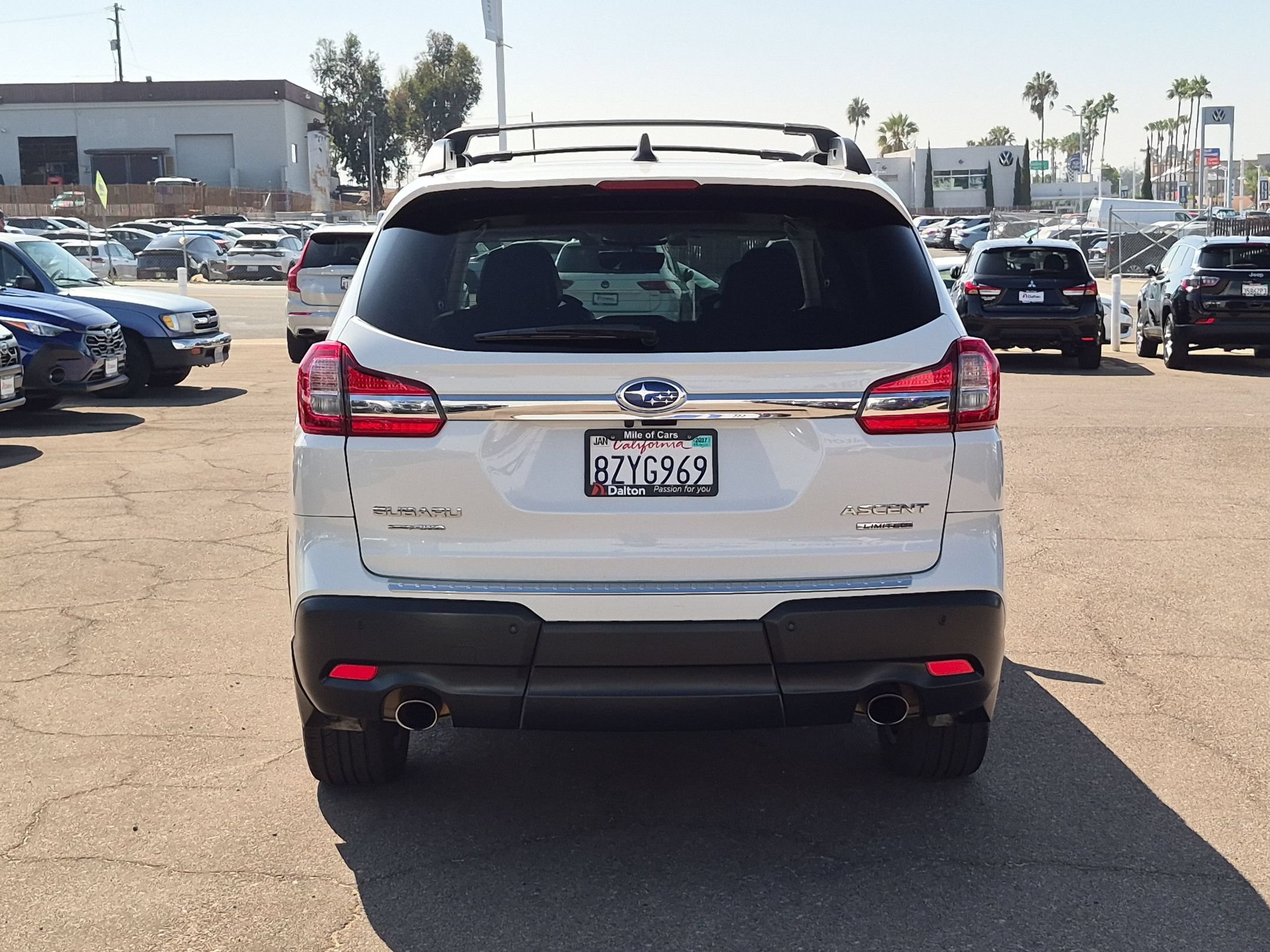Used 2022 Subaru Ascent Limited w/ Technology Package AWD/4WD image 7