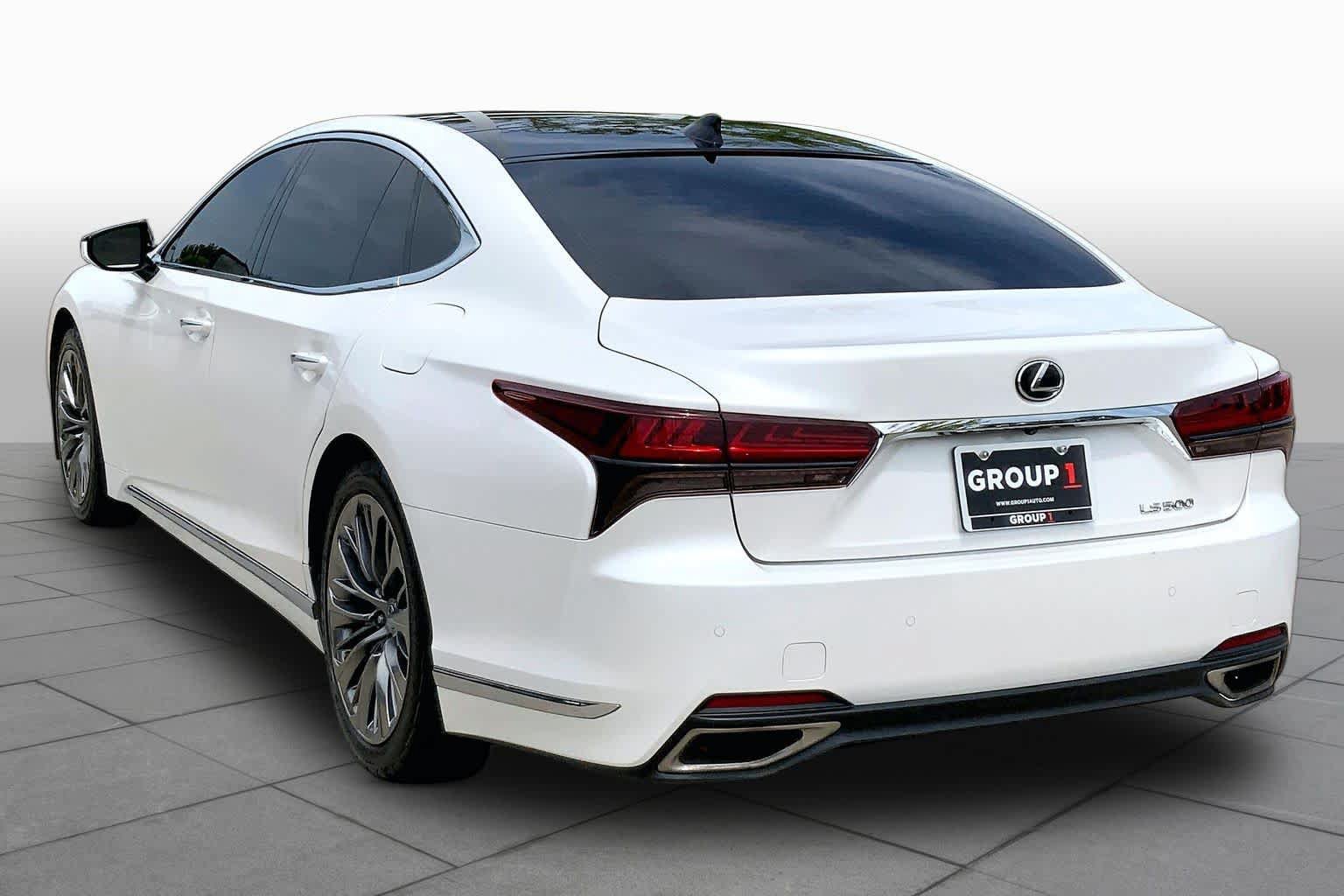 Used 2022 Lexus LS 500 w/ Interior Upgrade Package RWD image 12