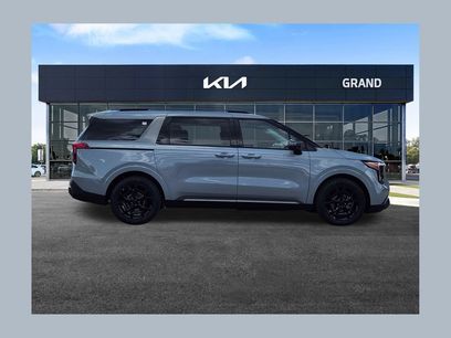New 2027 Kia Carnival SX w/ Dark Edition Package