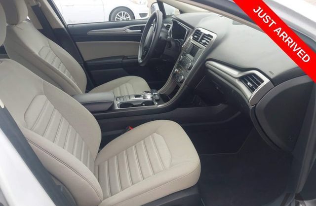 Used 2018 Ford Fusion S FWD image 5