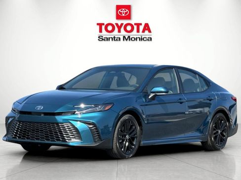 New 2026 Toyota Camry SE FWD image 6