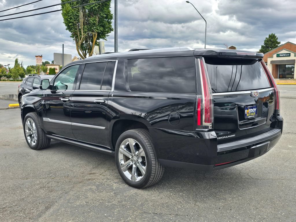Used 2018 Cadillac Escalade ESV Platinum AWD/4WD image 5